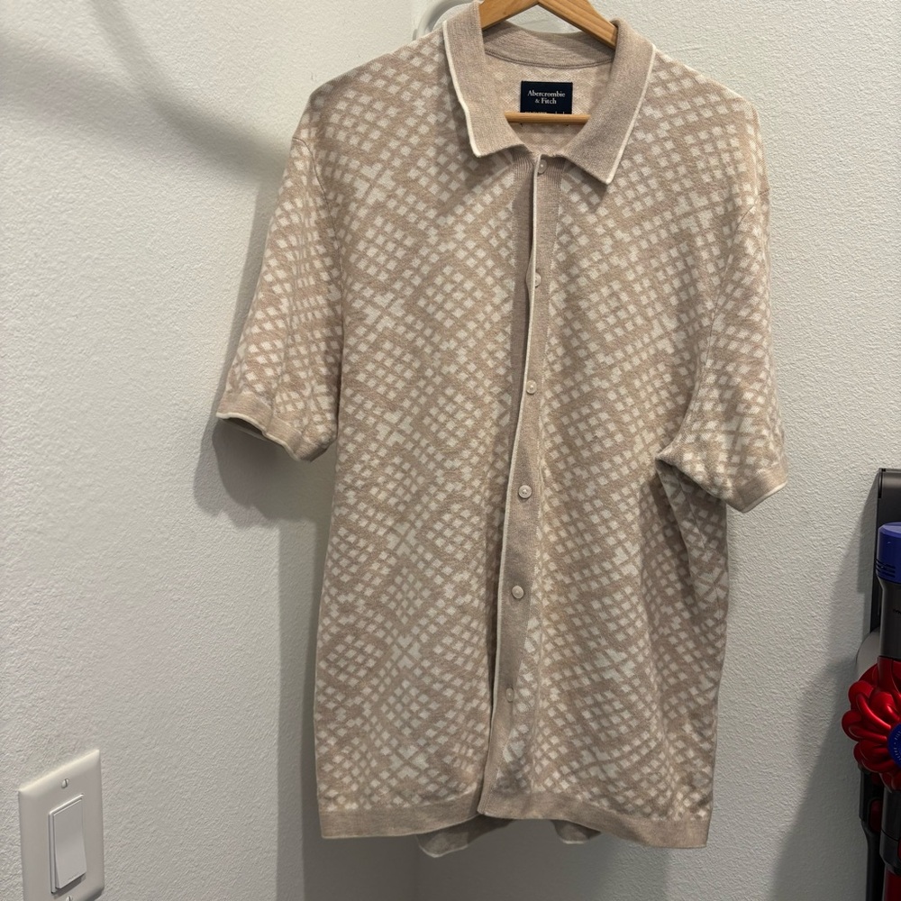Abercrombie & Fitch Men’s Beige Patterned Knit Top